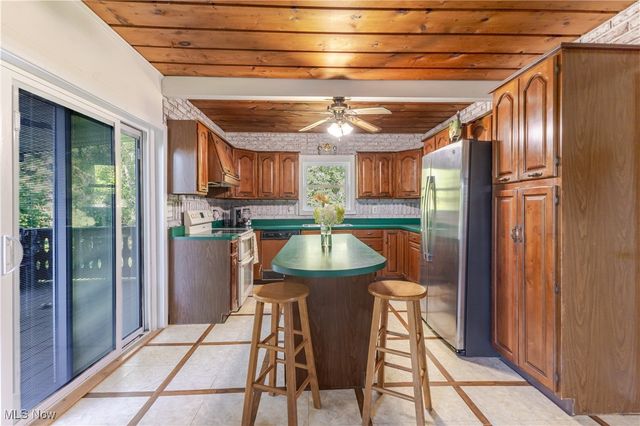 101 Patterson Lane, Follansbee, WV 26037