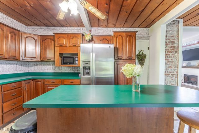 101 Patterson Lane, Follansbee, WV 26037