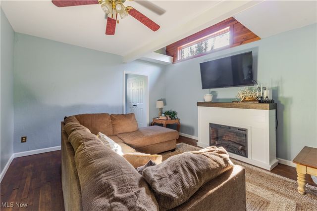 101 Patterson Lane, Follansbee, WV 26037