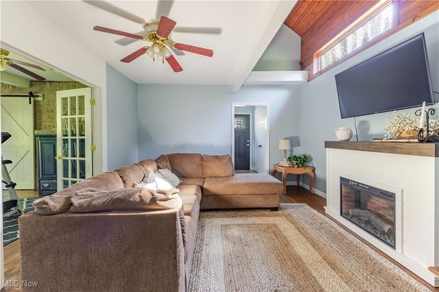 101 Patterson Lane, Follansbee, WV 26037