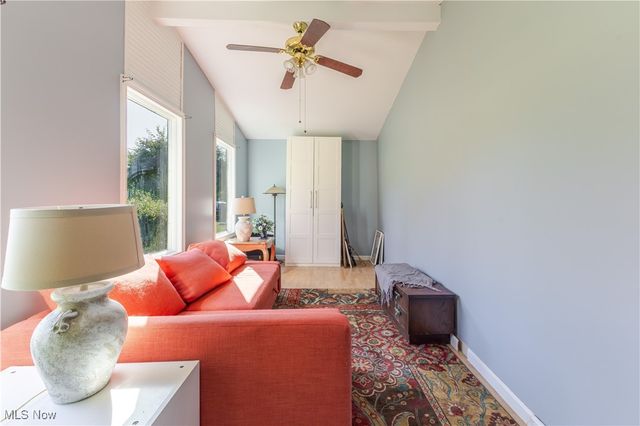 101 Patterson Lane, Follansbee, WV 26037