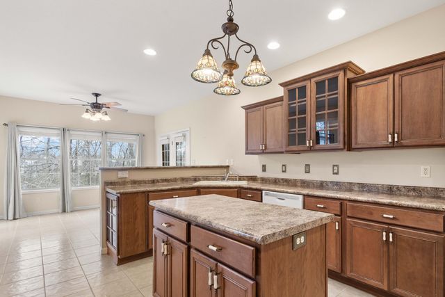 1507 TIDEWATER DR, Columbia, MO 65202