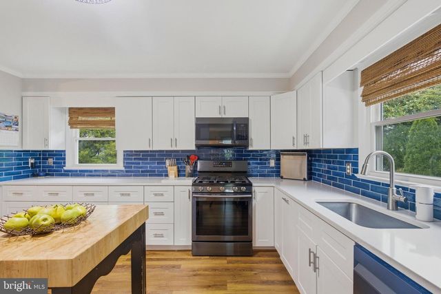 915 JULIET LN, Arnold, MD 21012