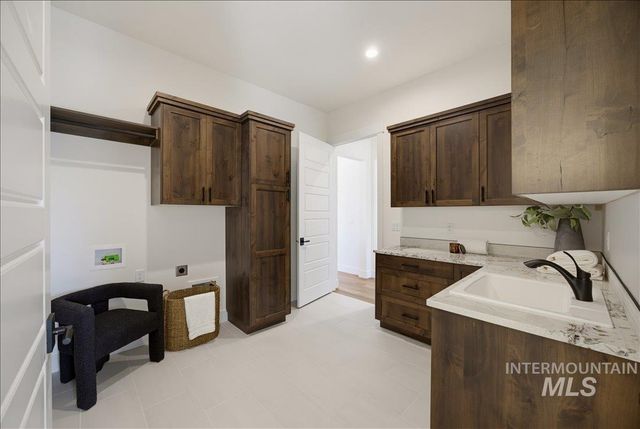13968 W Winding Willow, Caldwell, ID 83607
