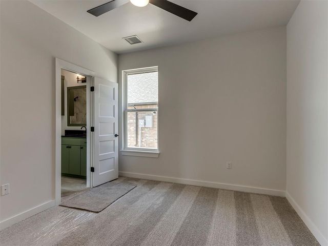 1913 SW 40th Street, Moore, OK 73160