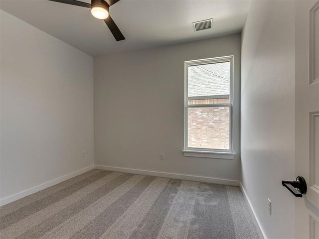 1913 SW 40th Street, Moore, OK 73160