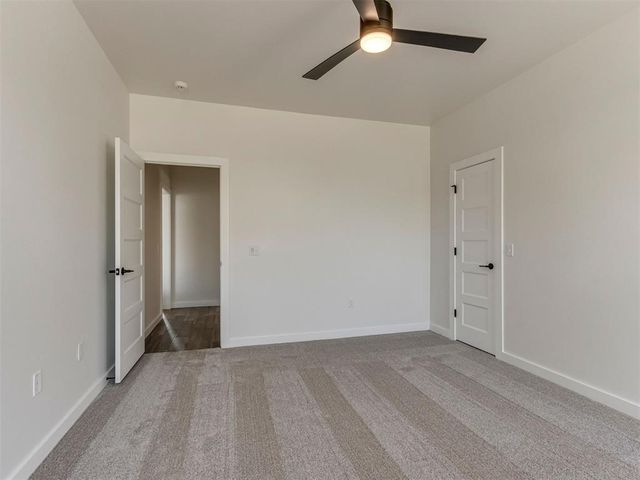 1913 SW 40th Street, Moore, OK 73160