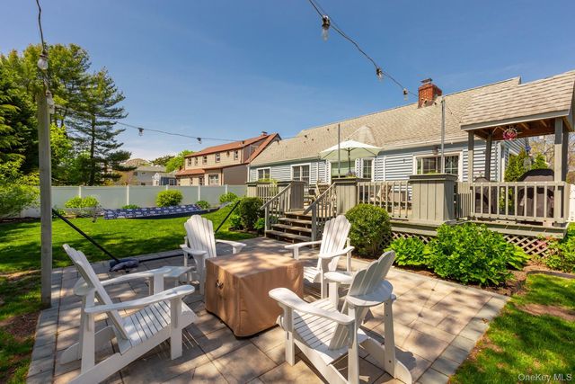 816 Main Street, Islip, NY 11751