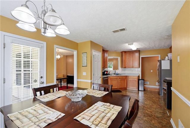 1320 Webb Farm Lane, Loganville, GA 30052