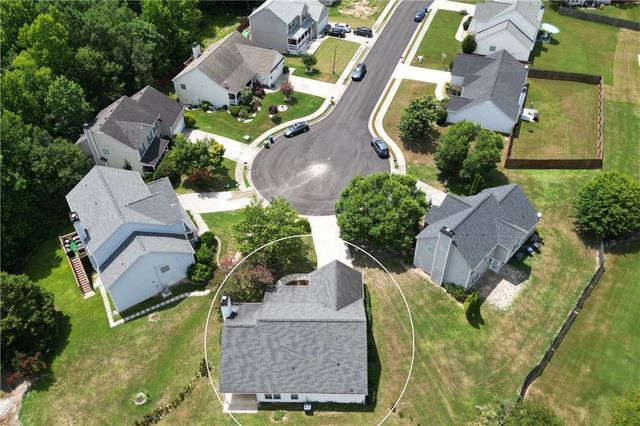 1320 Webb Farm Lane, Loganville, GA 30052