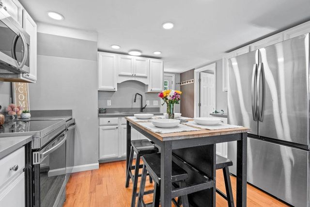 22 Howe Road, Rollinsford, NH 03869