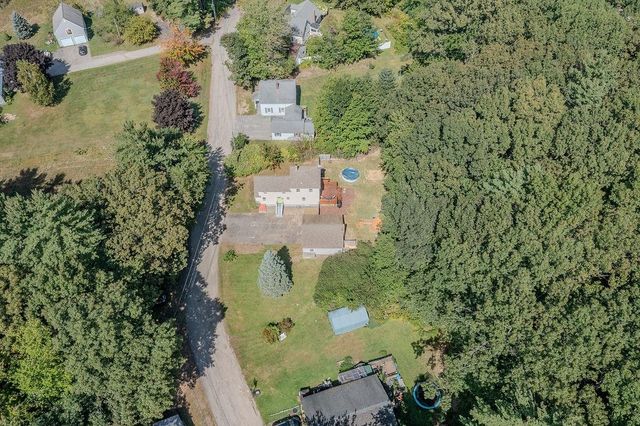 22 Howe Road, Rollinsford, NH 03869