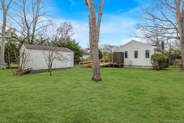 74 Country Club Road, Bellport, NY 11713