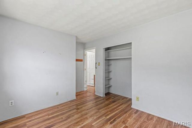 9823 Wil Bes Drive, St Louis, MO 63123