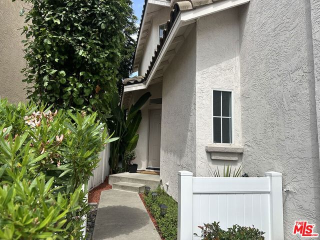 1817 Calypso Drive, Vista, CA 92081