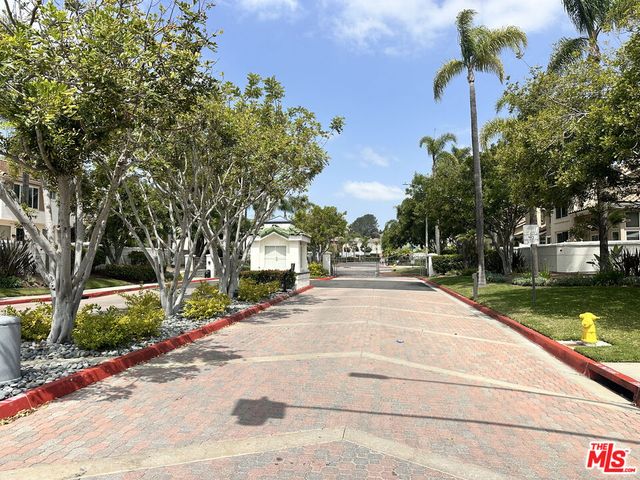 1817 Calypso Drive, Vista, CA 92081