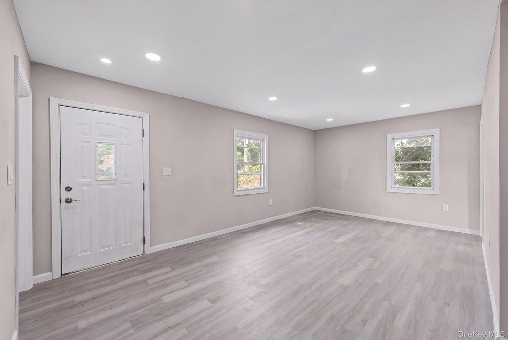 739 Nostrand Avenue, Uniondale, NY 11553 — photo 3