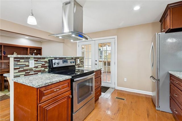 119 Landing RD, Seaford, VA 23696