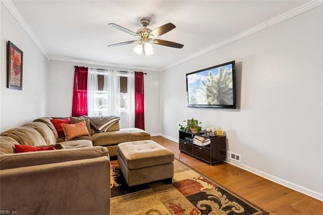 119 Landing RD, Seaford, VA 23696