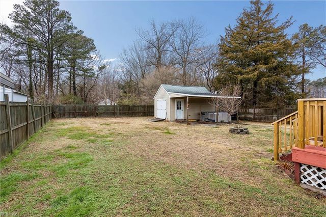 119 Landing RD, Seaford, VA 23696