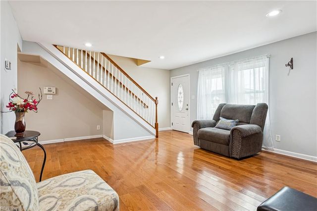 119 Landing RD, Seaford, VA 23696