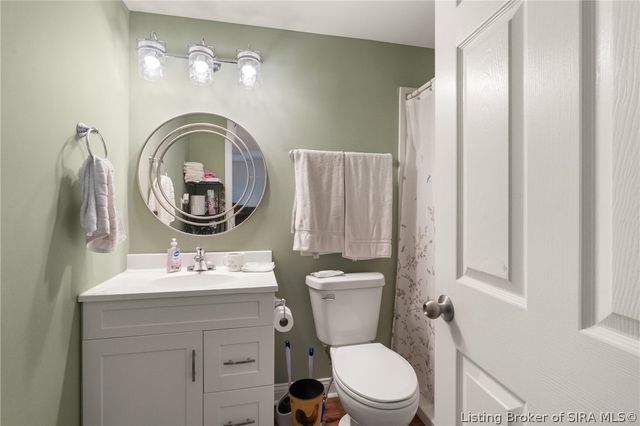1715 McDonald, New Albany, IN 47150