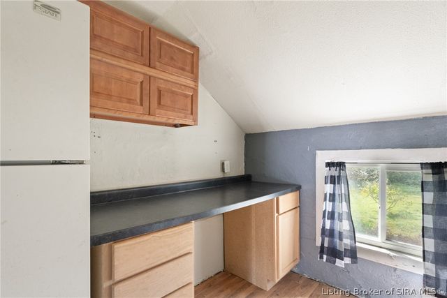 1715 McDonald, New Albany, IN 47150