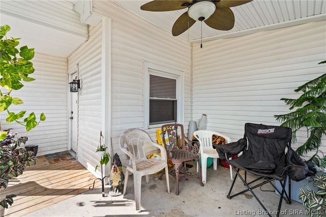 1715 McDonald, New Albany, IN 47150