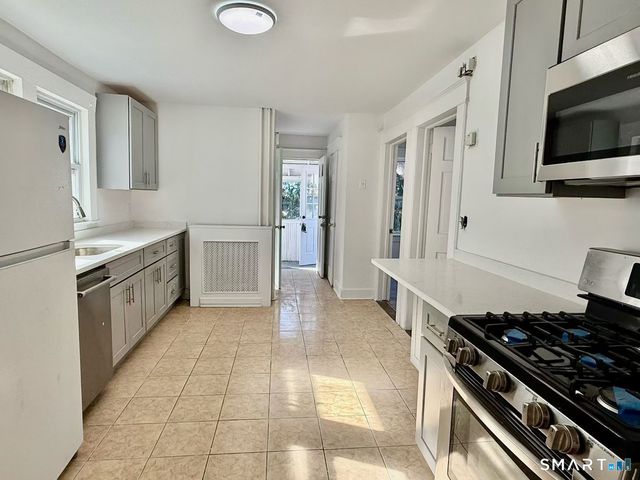 60 Stephen Street, Stamford, CT 06902