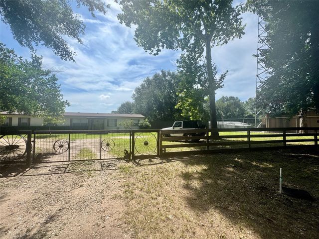 15350 Old Humble Pipeline Road, Conroe, TX 77302