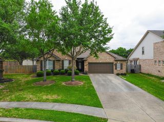6118 Castle Peak Lane, League City, TX 77573