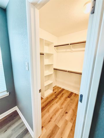 317 Chase Avenue, Cleburne, TX 76031