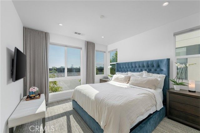 637 Cardiff Reef, Costa Mesa, CA 92627