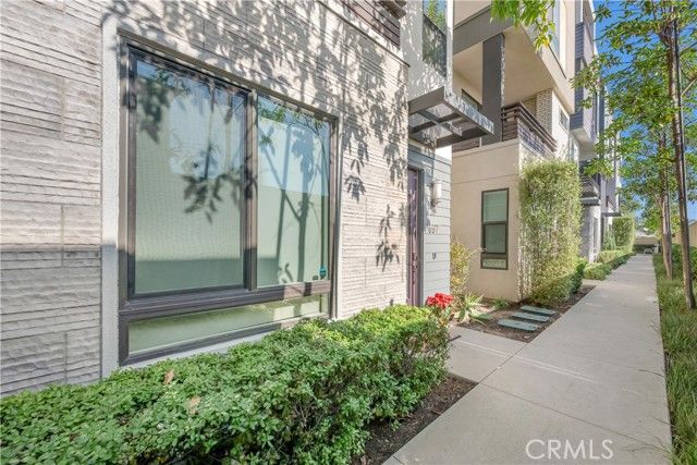 637 Cardiff Reef, Costa Mesa, CA 92627