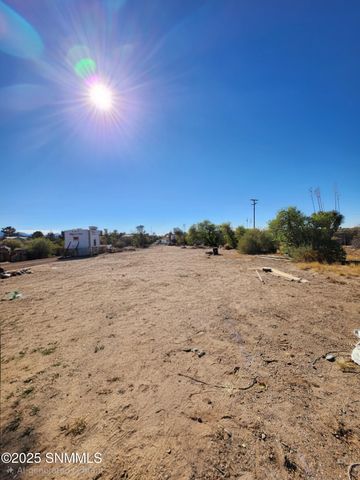 25 NE Hatch Highway, Deming, NM 88030