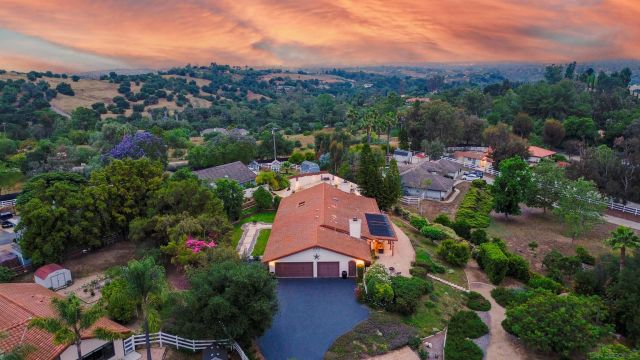 1036 Capra Way, Fallbrook, CA 92028