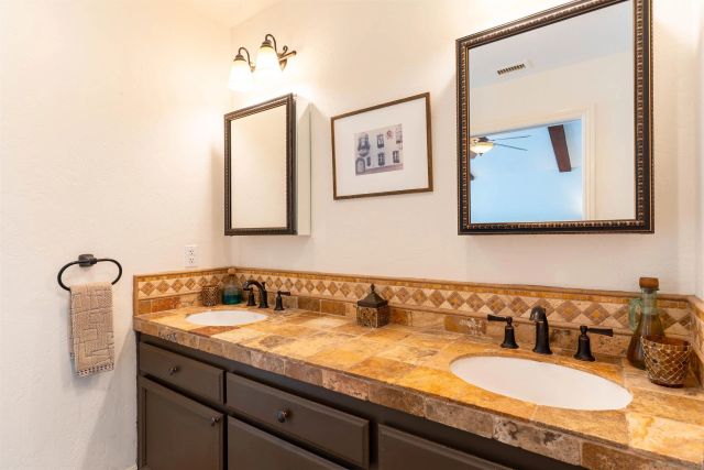 1036 Capra Way, Fallbrook, CA 92028