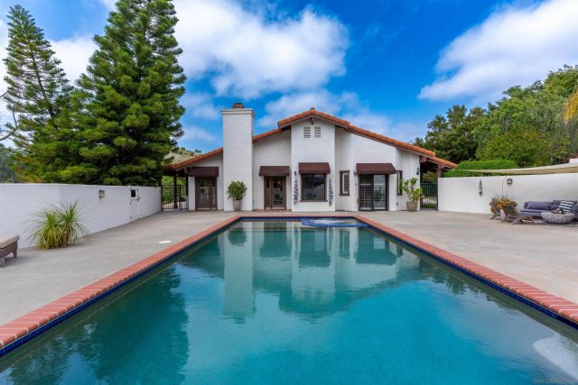 1036 Capra Way, Fallbrook, CA 92028