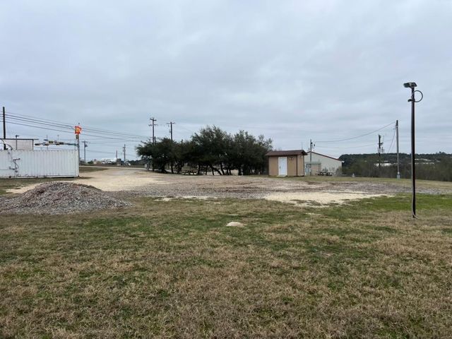 100 S Canyonwood DR L, Dripping Springs, TX 78620