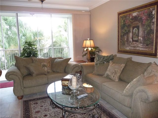 7709 Pebble Creek Cir Apt 203, Naples, FL 34108