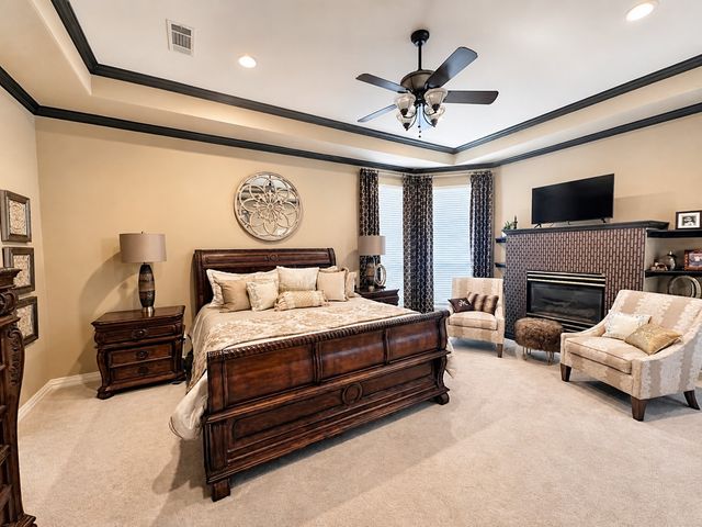 901 Glen Abbey Drive, Mansfield, TX 76063