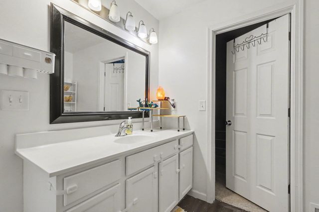 8119 Lausen Lane, Richland, MI 49083