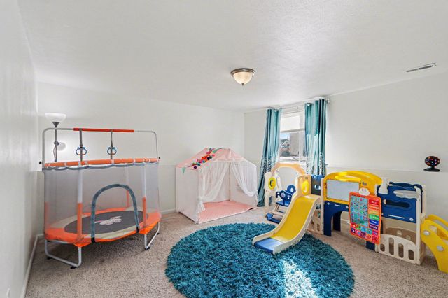 8119 Lausen Lane, Richland, MI 49083