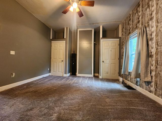990 Woodlawn Avenue, Newark, OH 43055