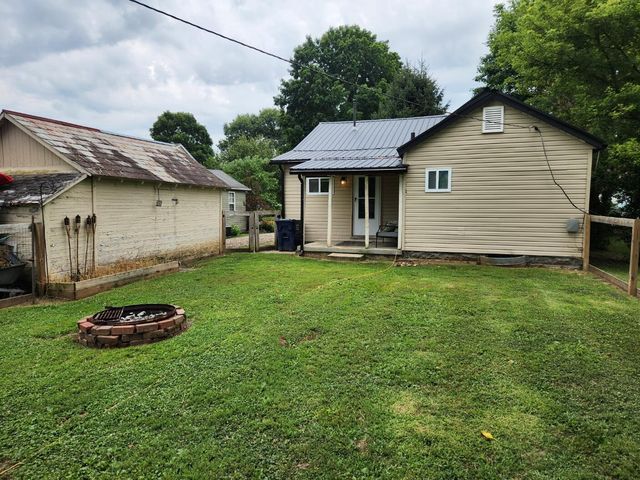 990 Woodlawn Avenue, Newark, OH 43055