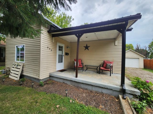 990 Woodlawn Avenue, Newark, OH 43055