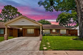 4526 Benning Drive, Houston, TX 77035
