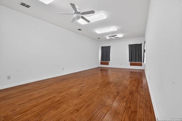 4530 Winneway, San Antonio, TX 78222