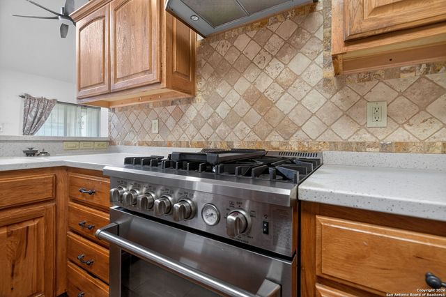 4530 Winneway, San Antonio, TX 78222