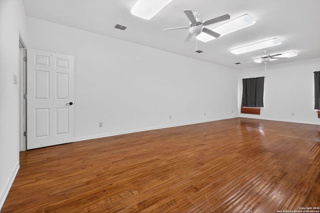 4530 Winneway, San Antonio, TX 78222